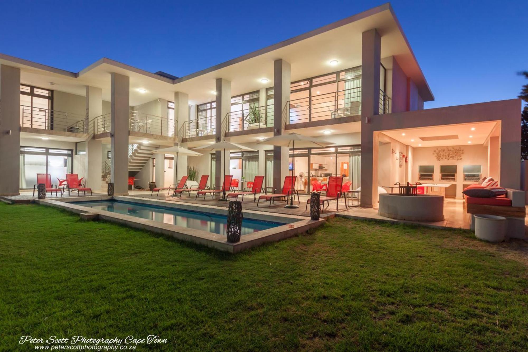 Sunset Luxury Apartment